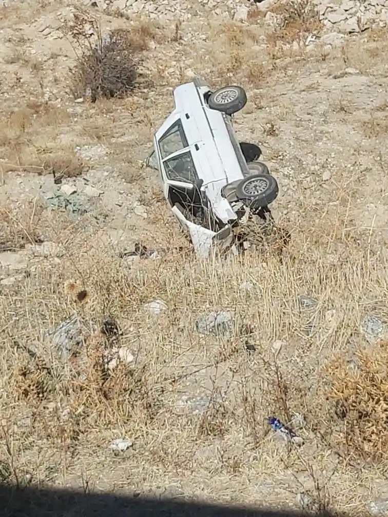 Niğde'de otomobil şarampole uçtu: 1 ölü, 1 ağır yaralı