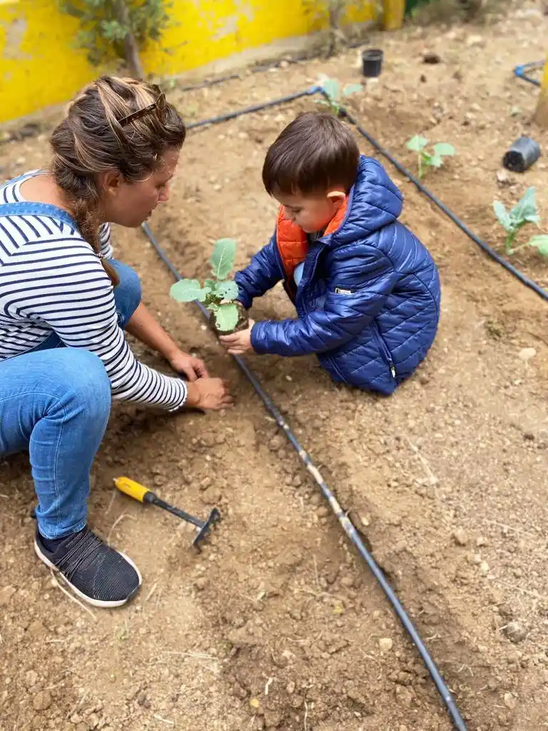 Nilüfer’de geleceğin çiftçileri tarım öğreniyor
