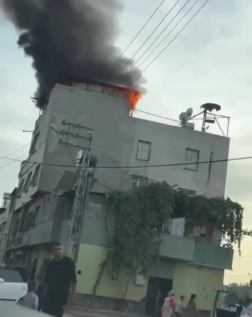 Odunlukta çıkan yangın korkuttu
