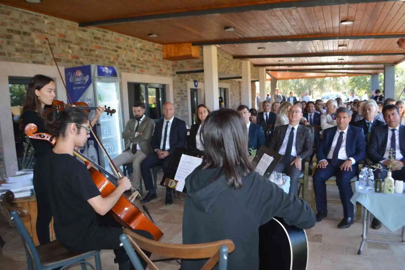 Öğrencilerden “Ayvalık Kıyılarından Öyküler” kitabı