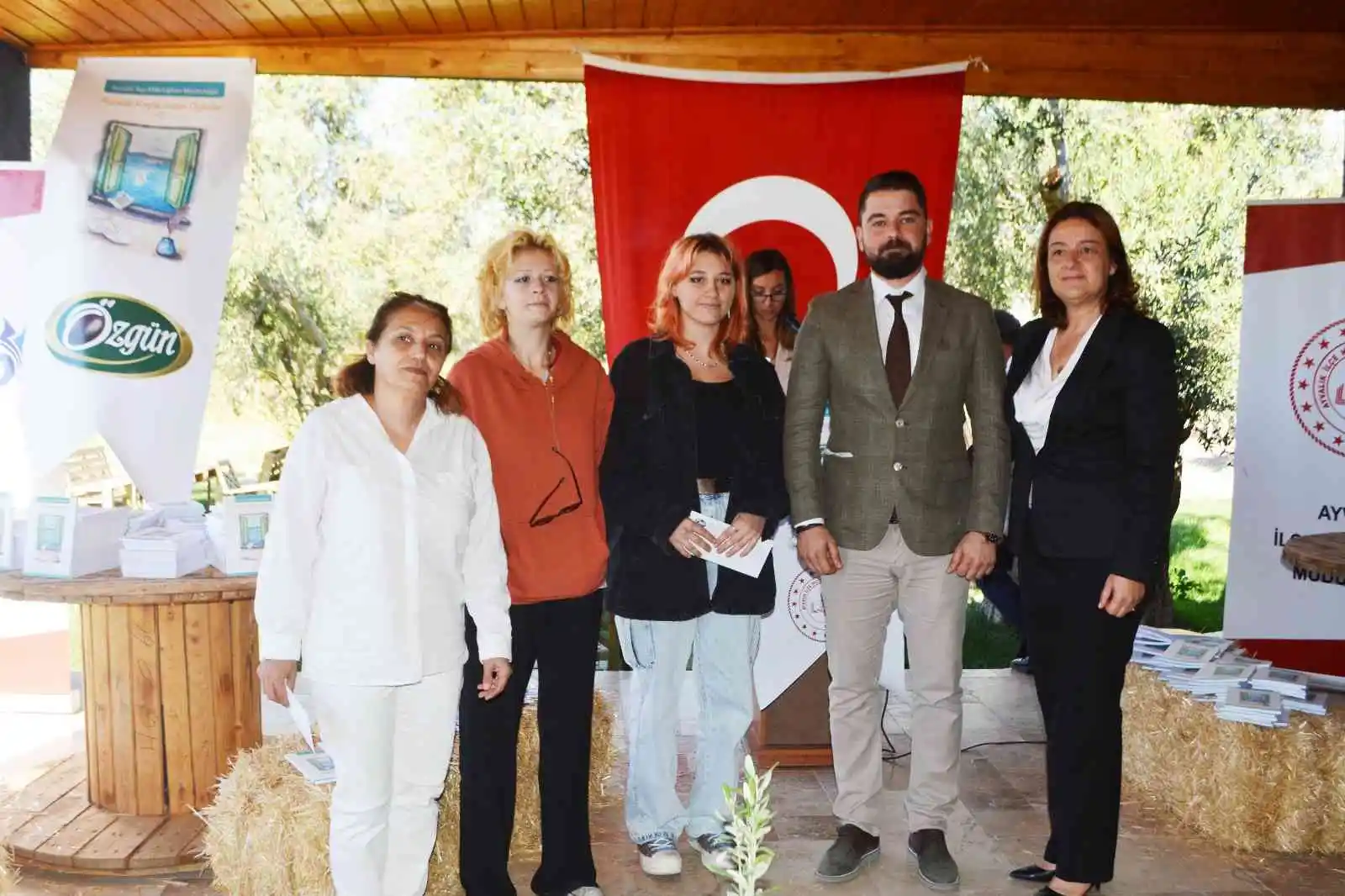 Öğrencilerden “Ayvalık Kıyılarından Öyküler” kitabı
