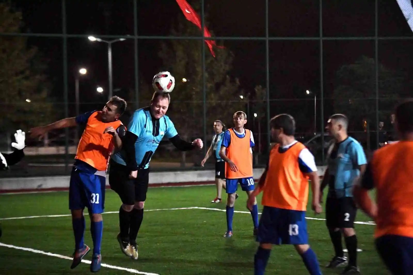 Osmangazi Belediyesi birimler arası futbol turnuvası başladı