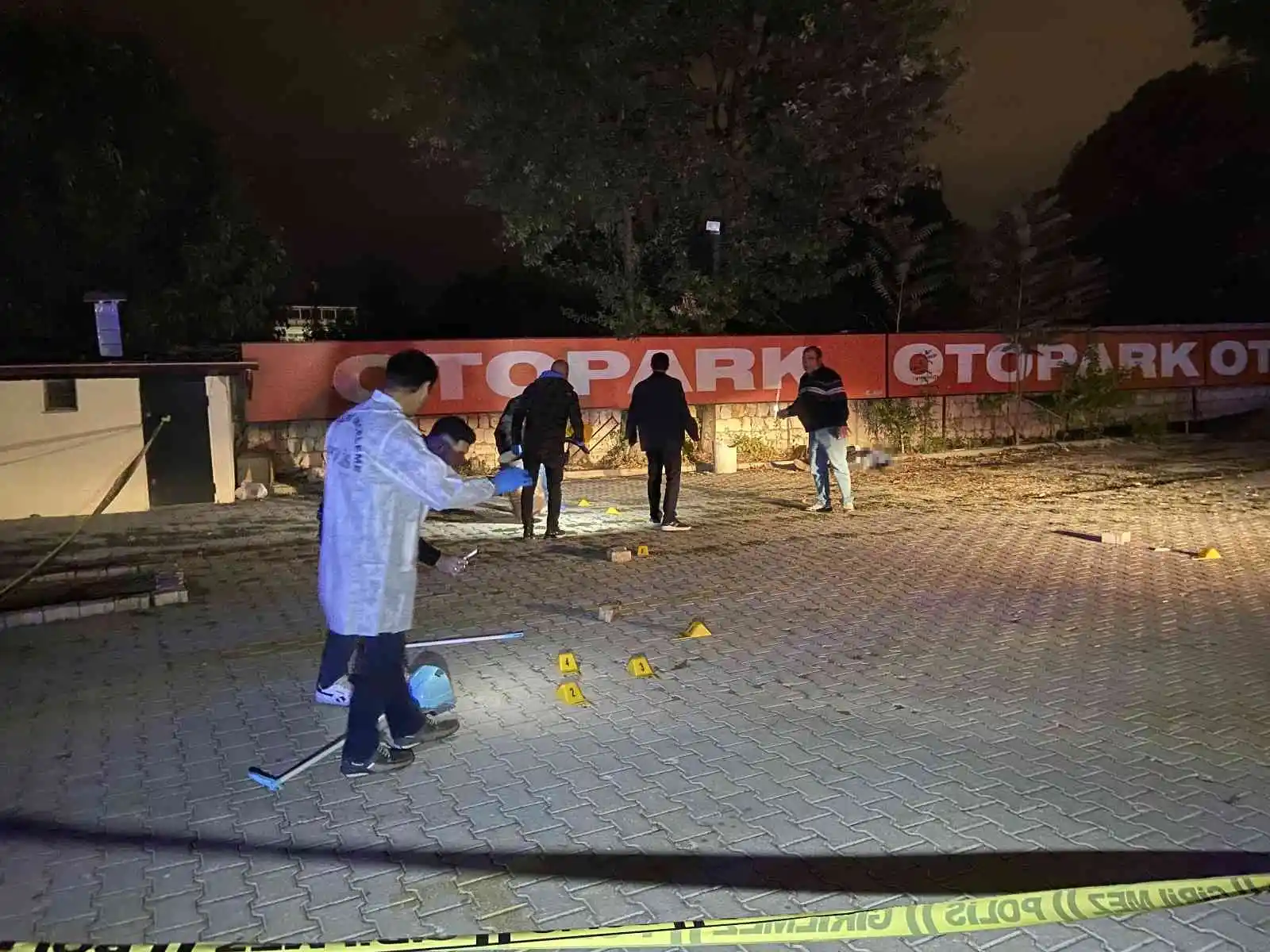 Otoparkta öldürülmüş halde bulundu