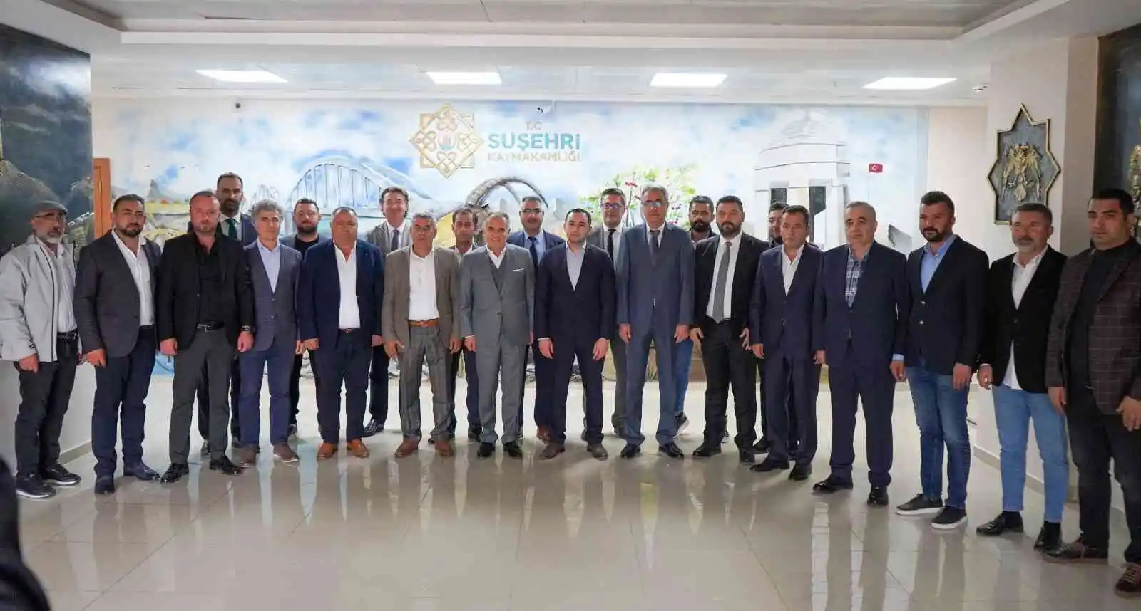 Özdemir, "Büyük ilçelerde ticaret odaları kurulması için çalışmalar yapacağız,"
