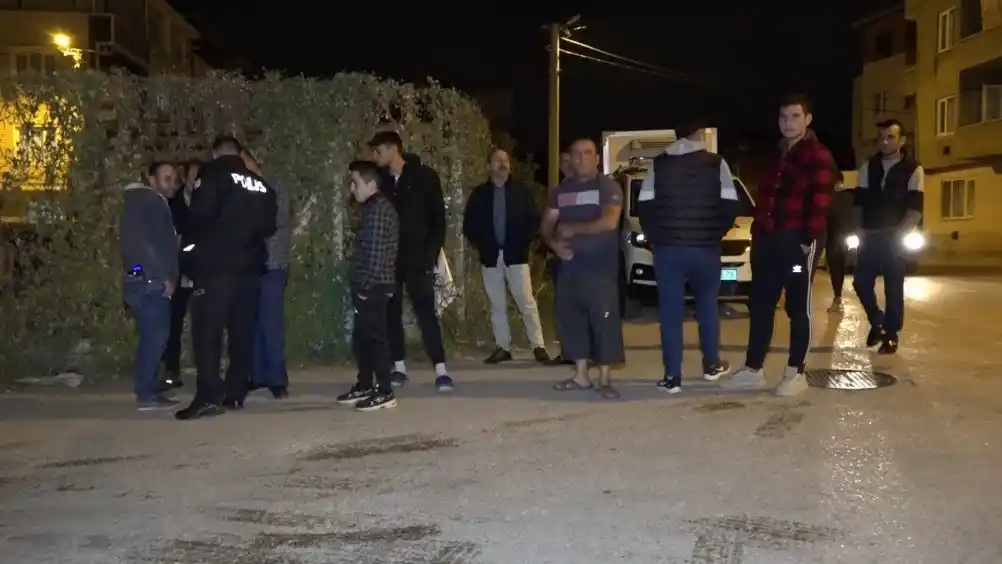 (Özel) Bursa’da akıl almaz hırsızlık...Patronunu bidon bidon soydu
