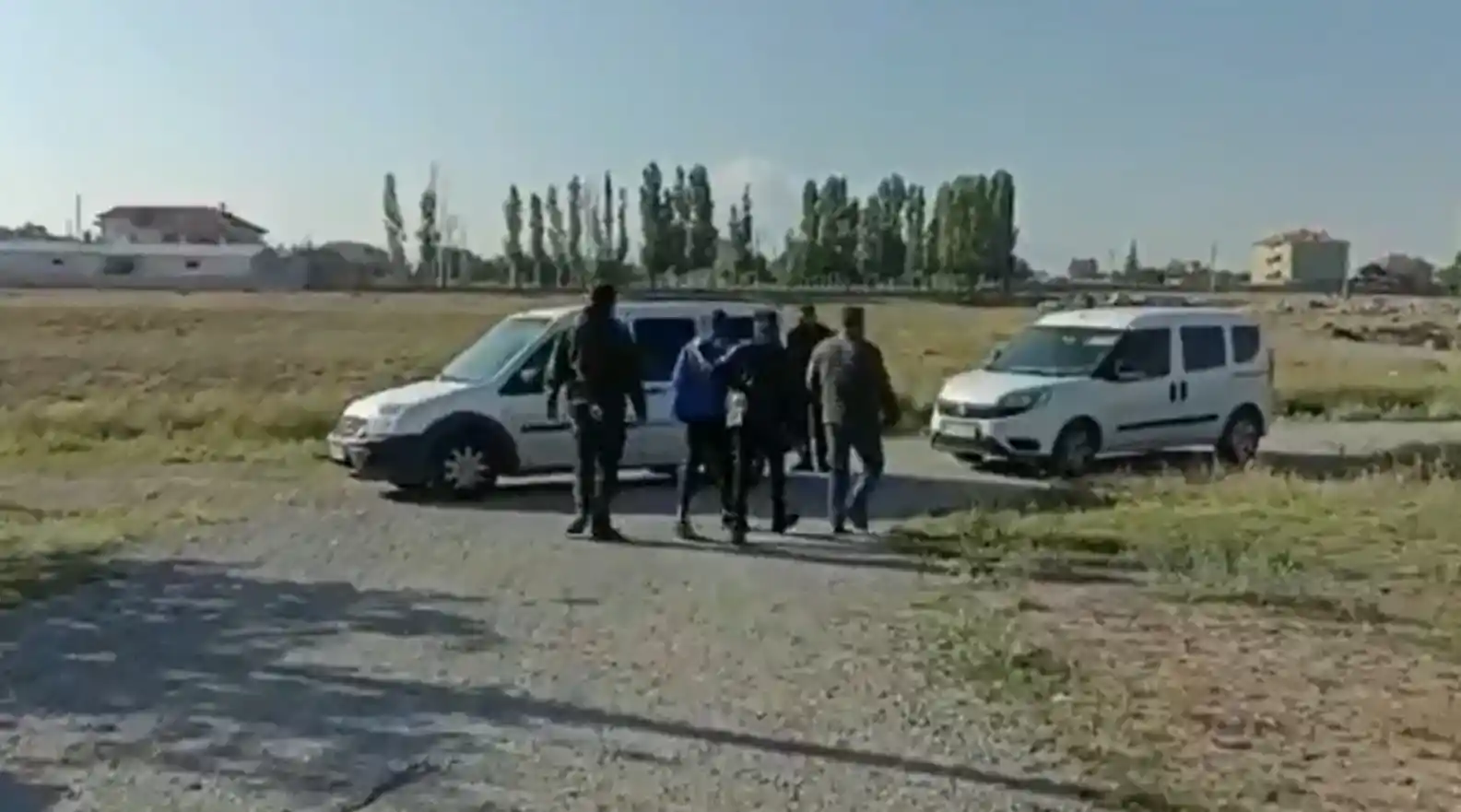 Polis ekiplerinden ’huzur’ uygulaması: Aranan 29 şahıs yakalandı