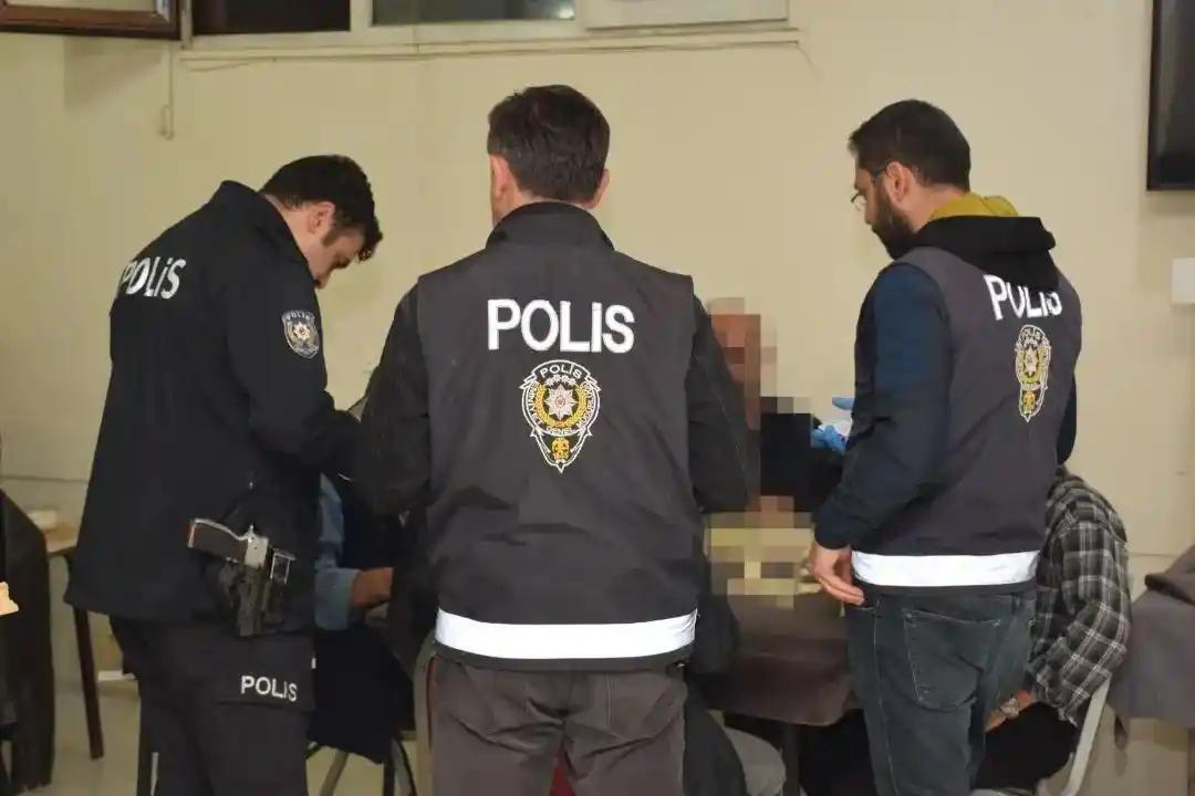 Polisten kumar, tombala ve oyun makineleri uygulaması