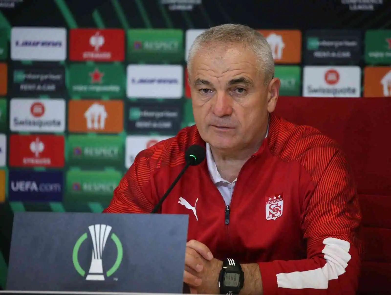 Rıza Çalımbay: "Takımımla gurur duyuyorum"