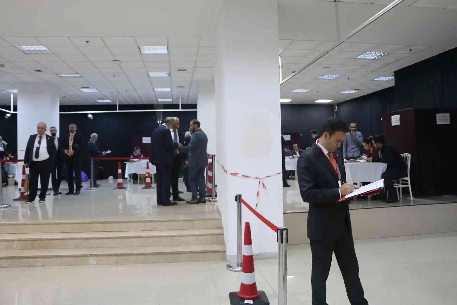 Rize Ticaret Ve Sanayi Odası’nda Başkan Karamehmetoğlu güven tazeledi

