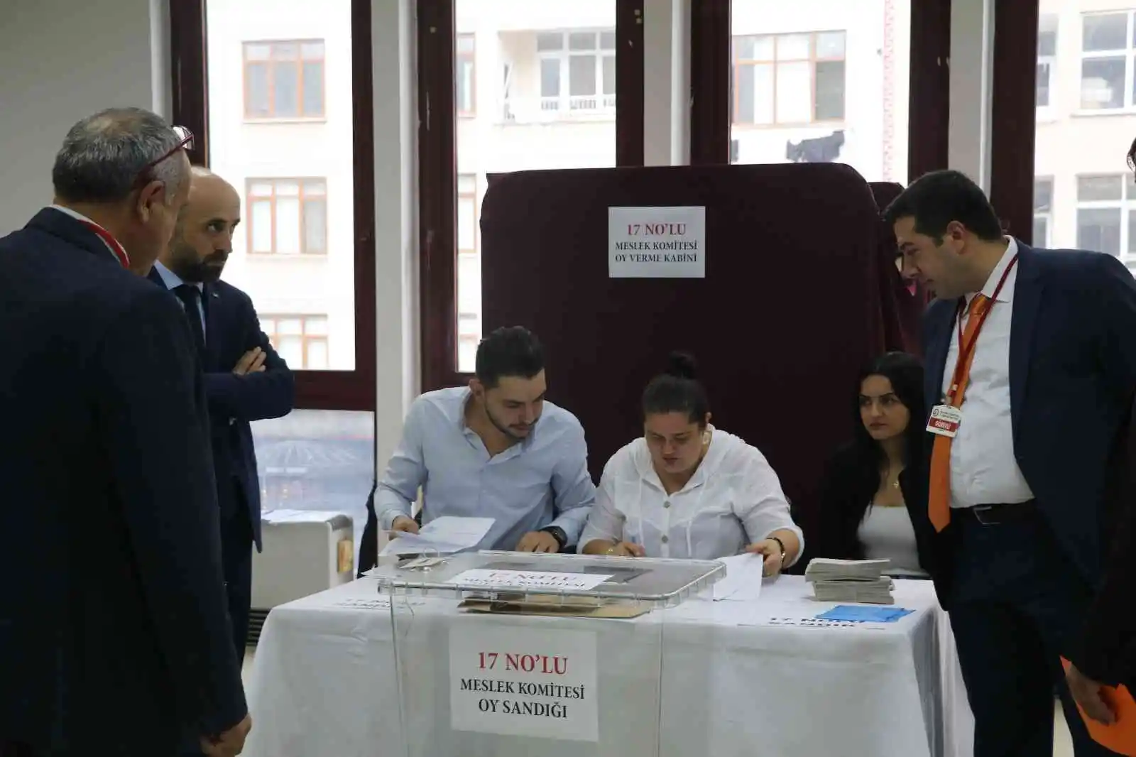 Rize Ticaret Ve Sanayi Odası’nda Başkan Karamehmetoğlu güven tazeledi
