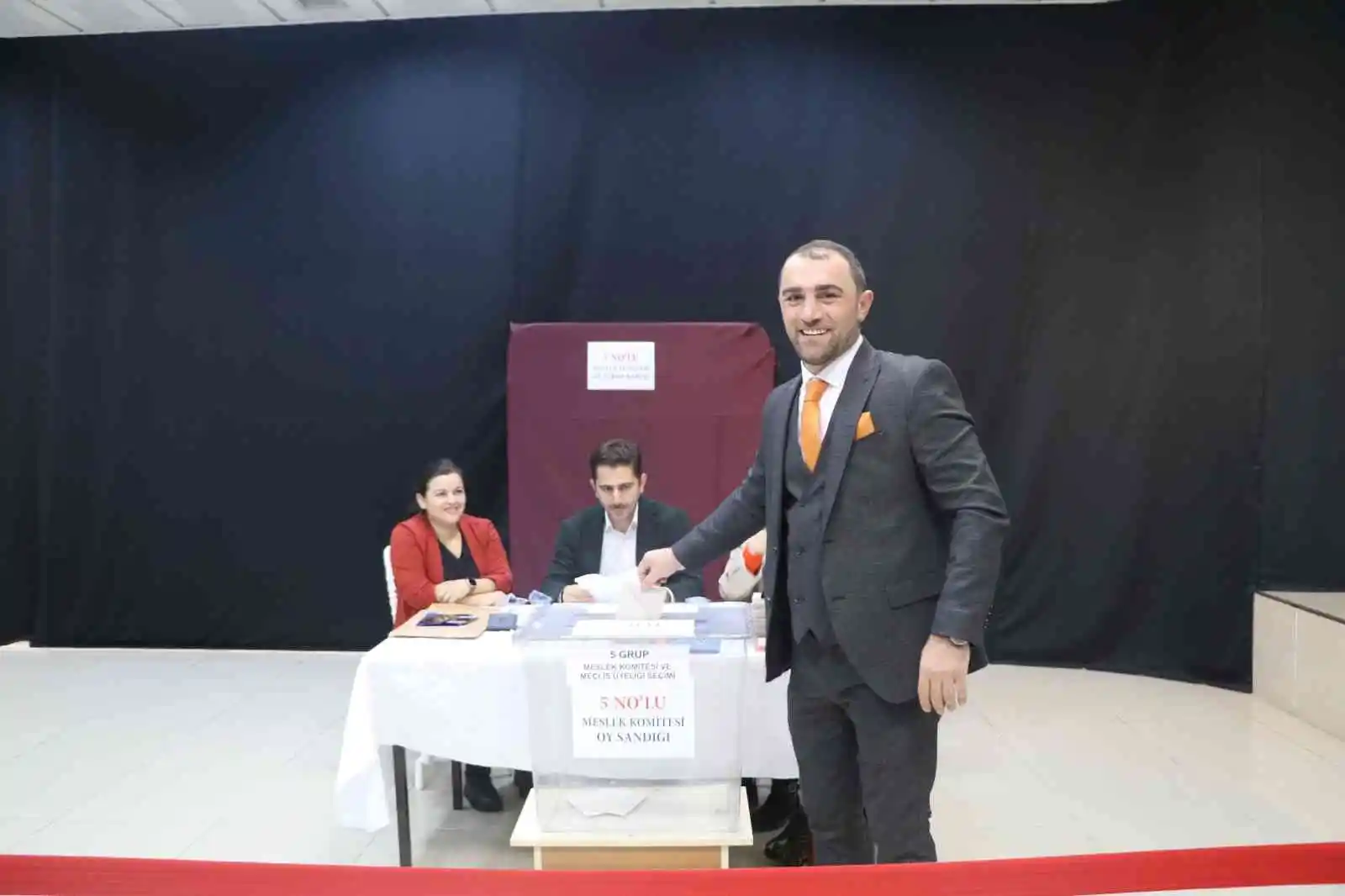 Rize Ticaret Ve Sanayi Odası’nda Başkan Karamehmetoğlu güven tazeledi
