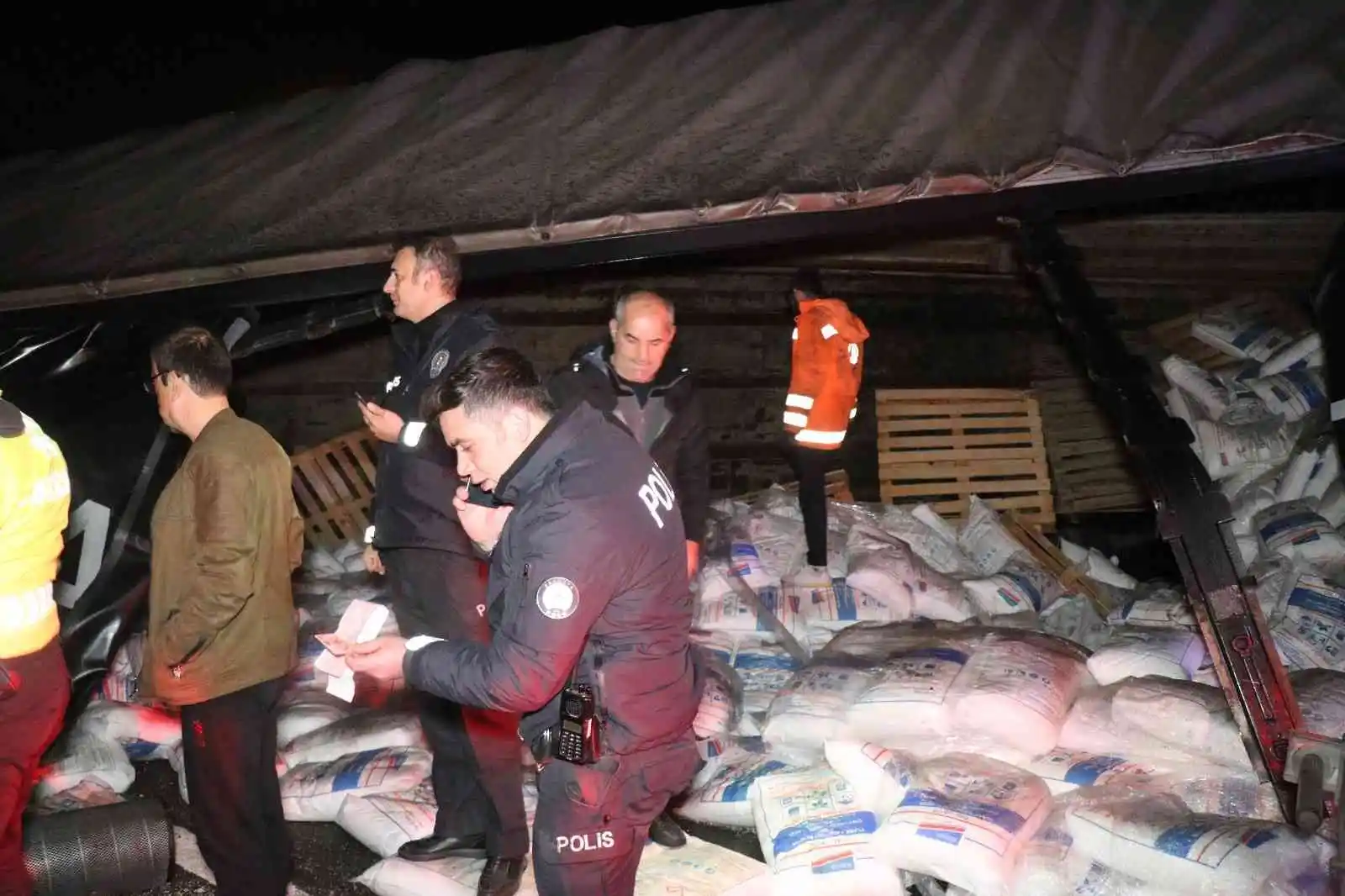 Sakarya D-650 Kara Yolu’nda feci kaza: 1 ölü, 1 yaralı