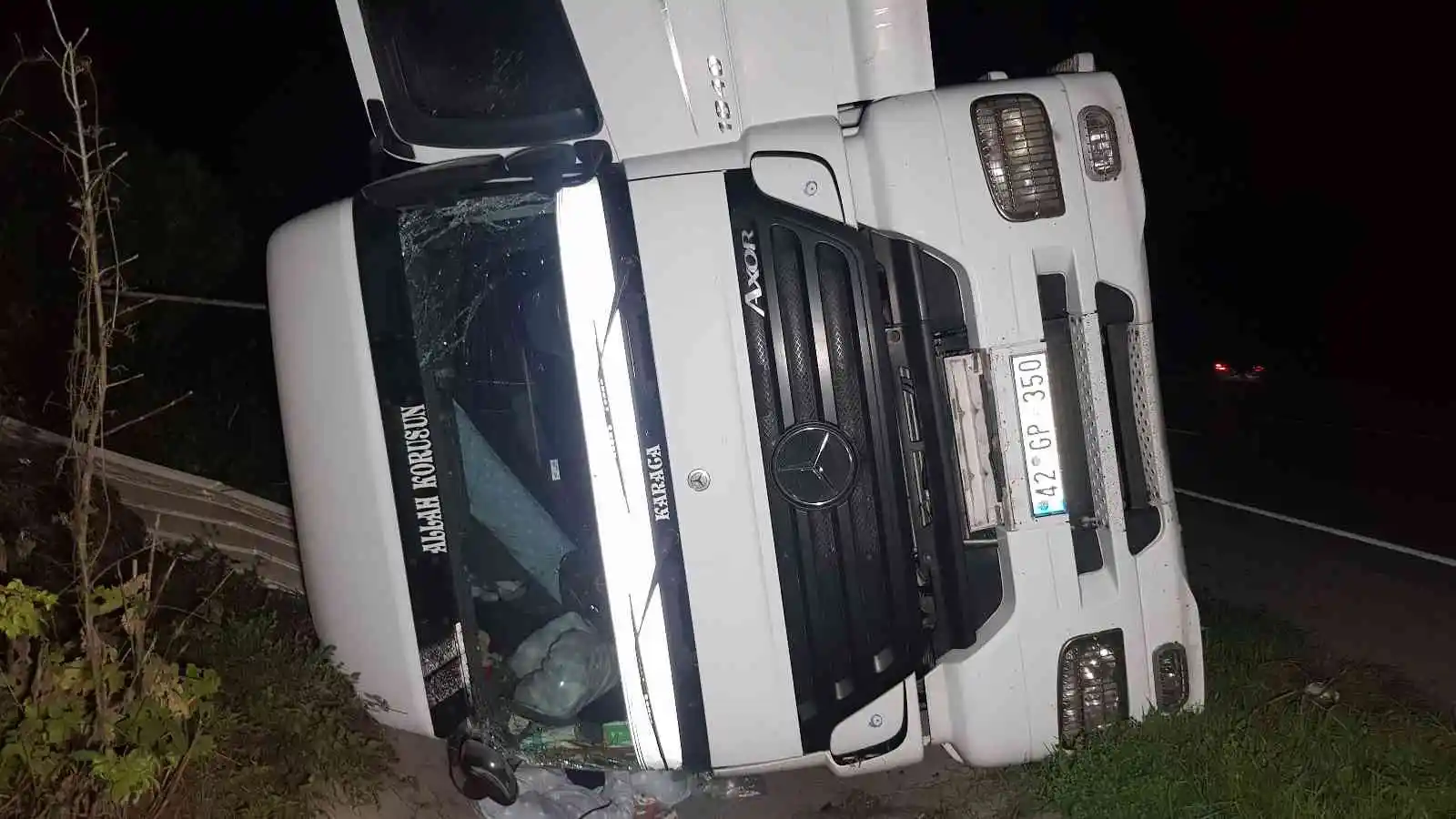 Samsun’da tır devrildi: 1 yaralı