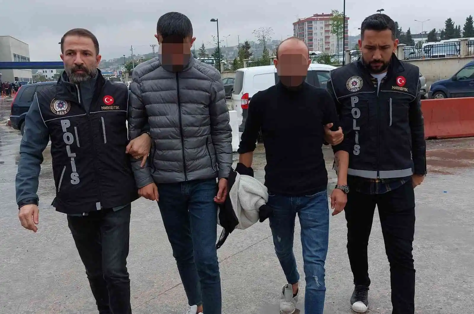 Samsun'da uyuşturucudan 2 kişi gözaltına alındı
