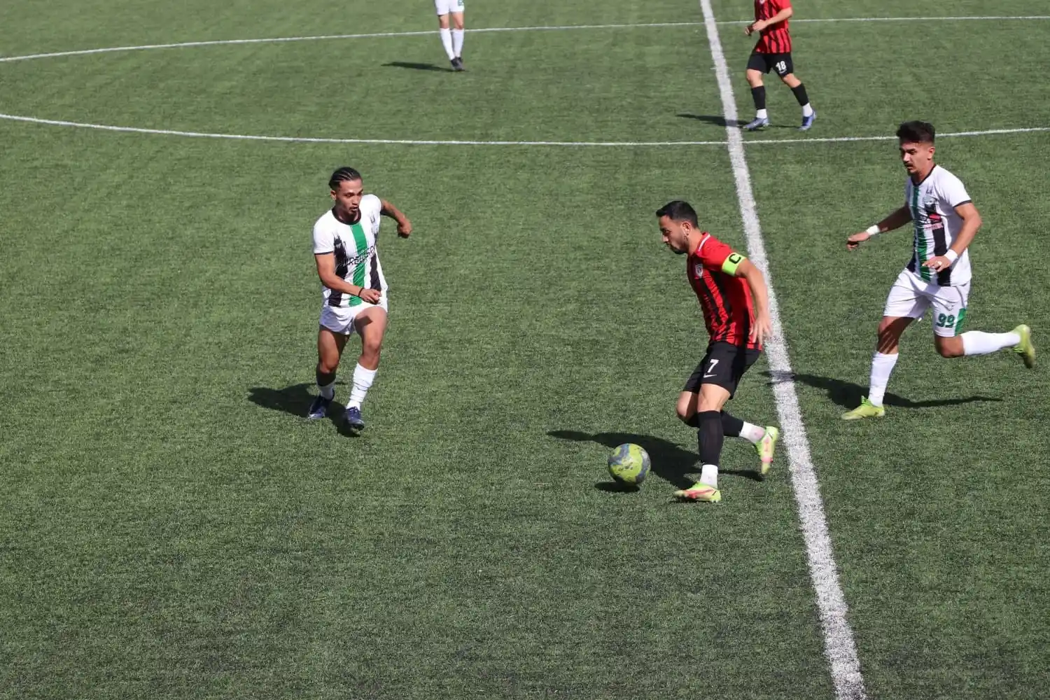 Sarayköyspor evinde farklı kazandı