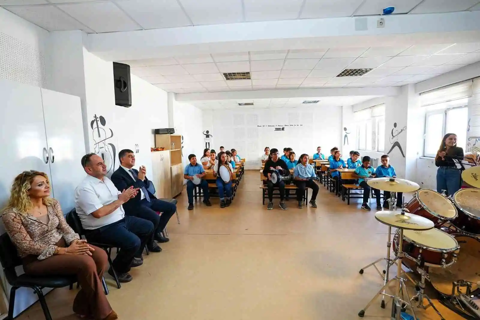 Şehitkamil’de öğrencilere enstrüman desteği