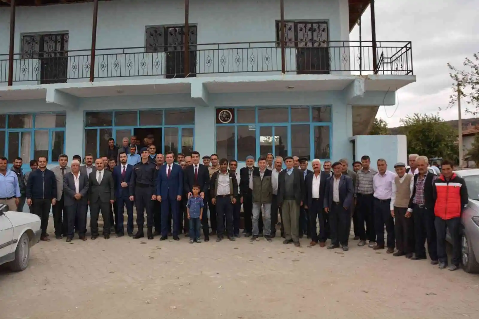 Selendi’de halk toplantıları devam ediyor