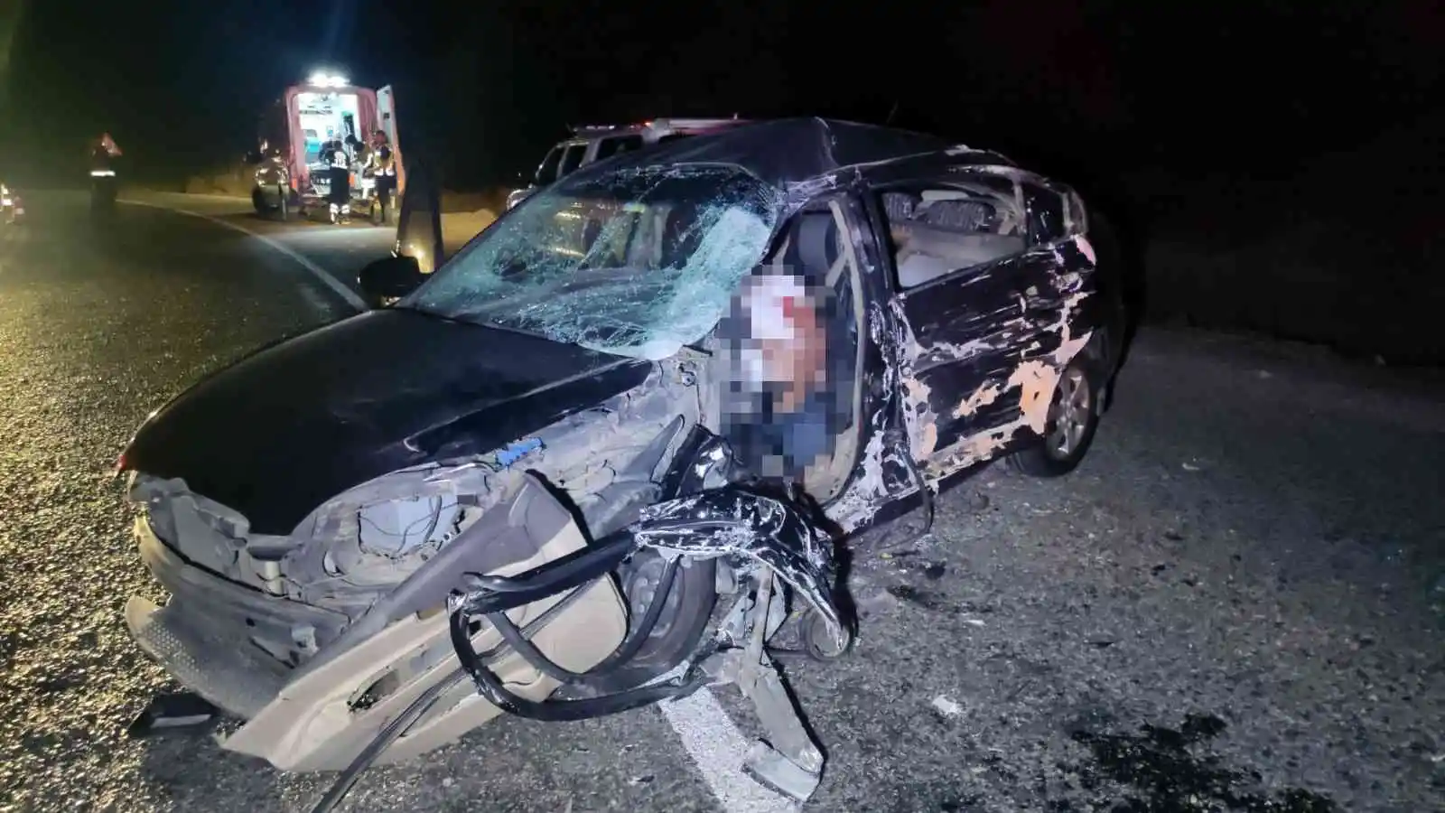 Seydikemer’de otobüsle otomobil çarpıştı: 1 ölü, 1 yaralı