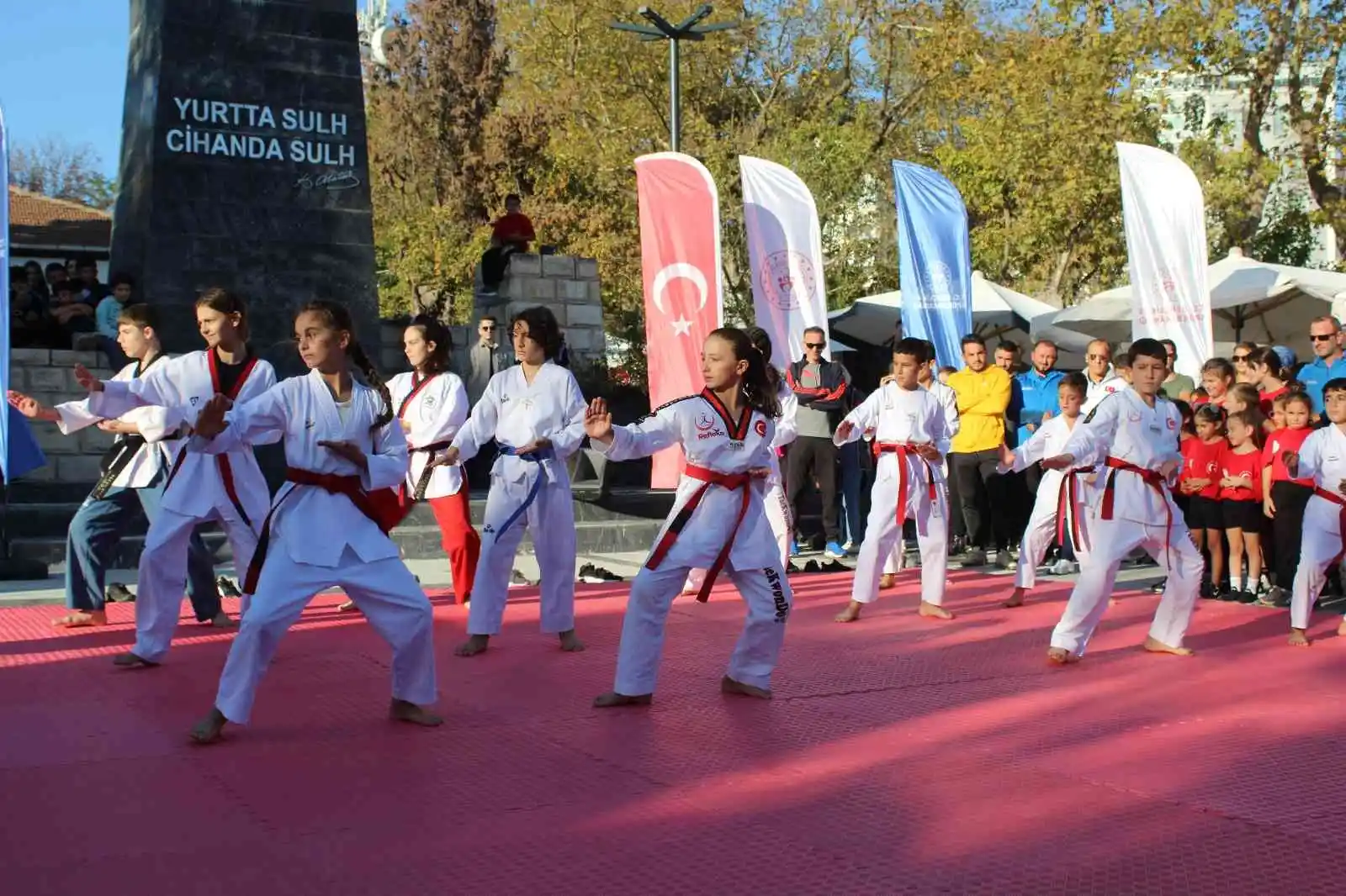 Sinop'ta Amatör Spor Haftası törenle başladı
