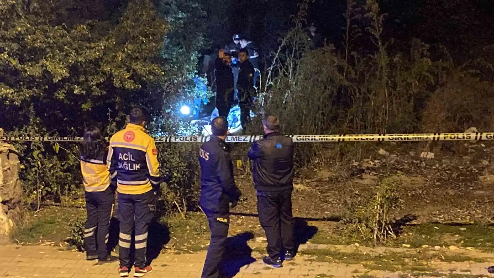Sivas’ta boş arsada erkek cesedi bulundu