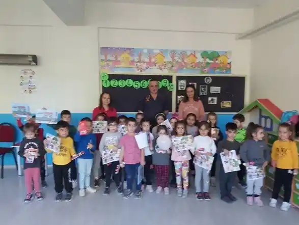 Söke'de minik öğrencilere Jandarma'dan trafik eğitimi