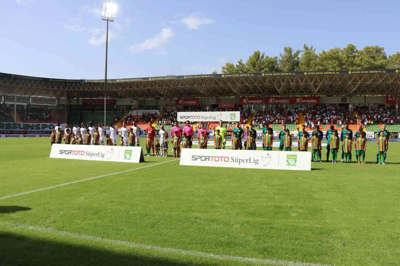 Spor Toto Süper Lig: Corendon Alanyaspor: 0 - Giresunspor: 0 (İlk yarı)
