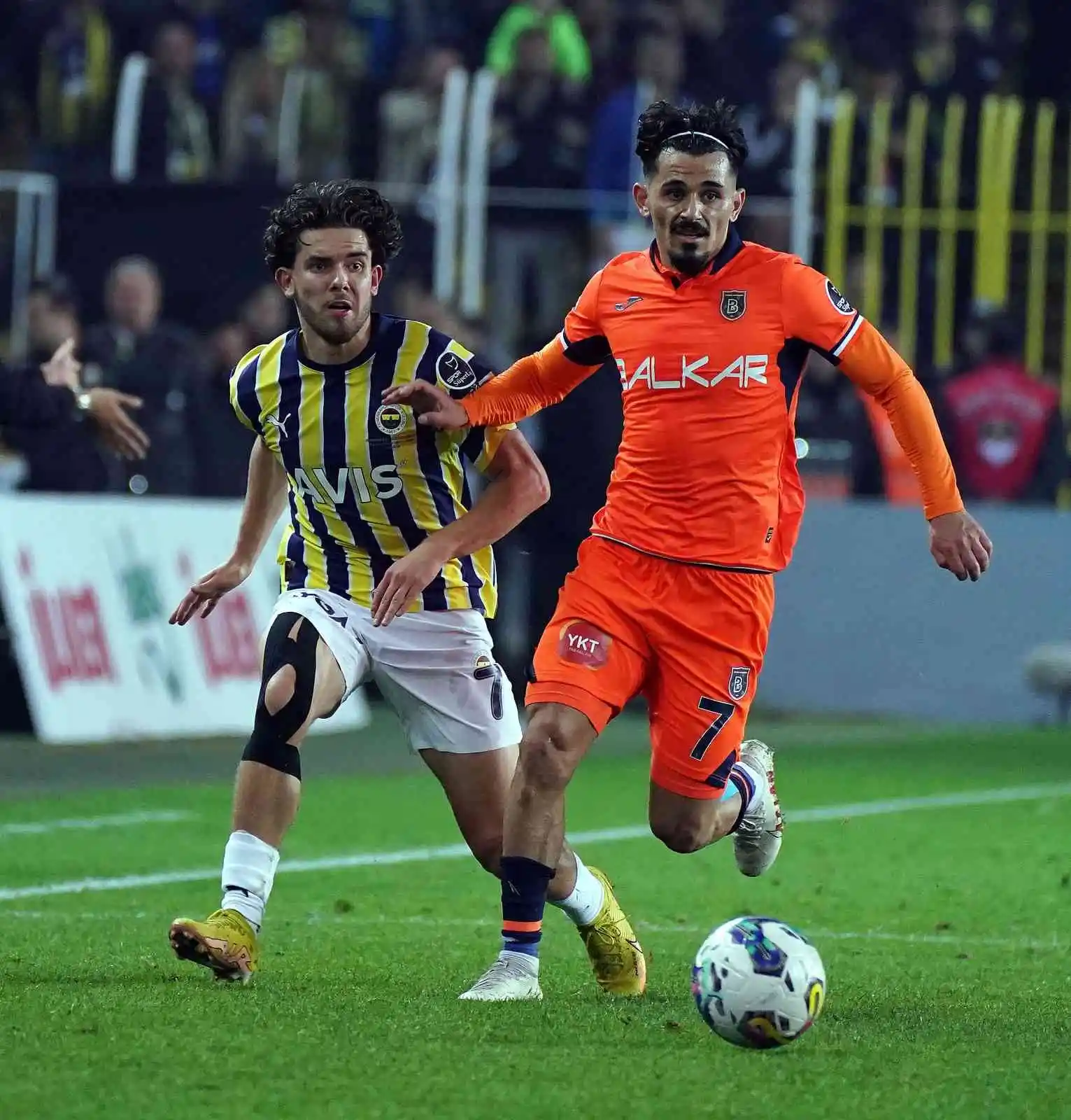 Spor Toto Süper Lig: Fenerbahçe: 0 - Medipol Başakşehir: 0 (İlk yarı)