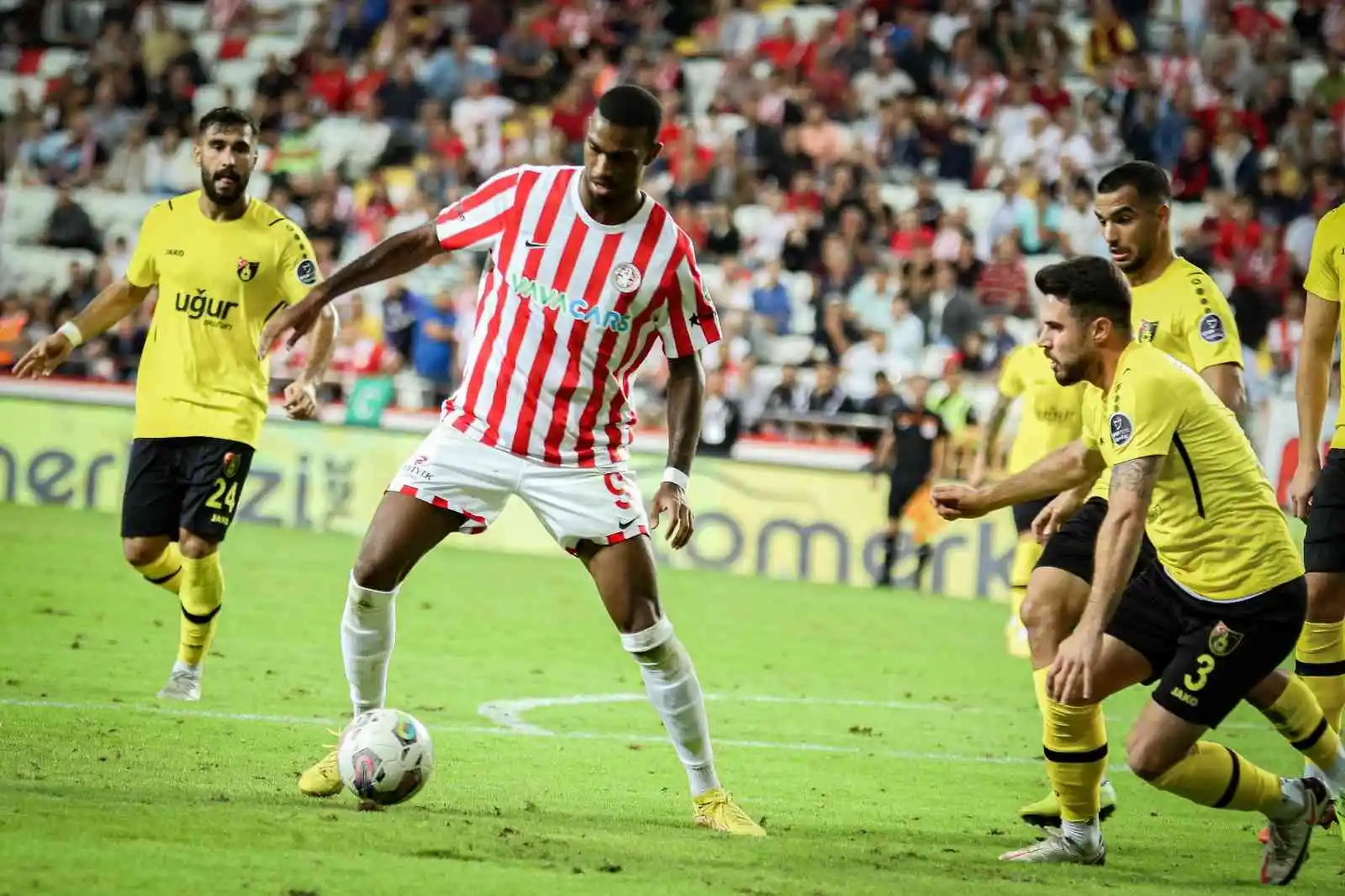Spor Toto Süper Lig: FTA Antalyaspor: 2 - İstanbulspor: 1 (Maç sonucu)