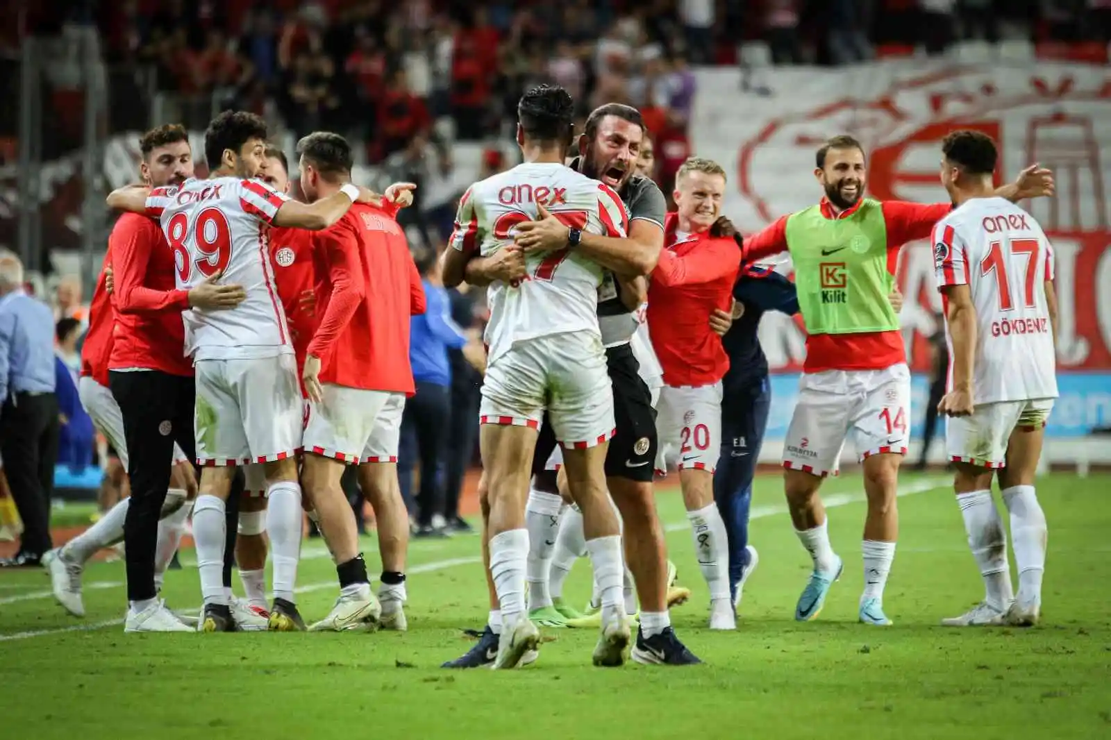 Spor Toto Süper Lig: FTA Antalyaspor: 2 - İstanbulspor: 1 (Maç sonucu)