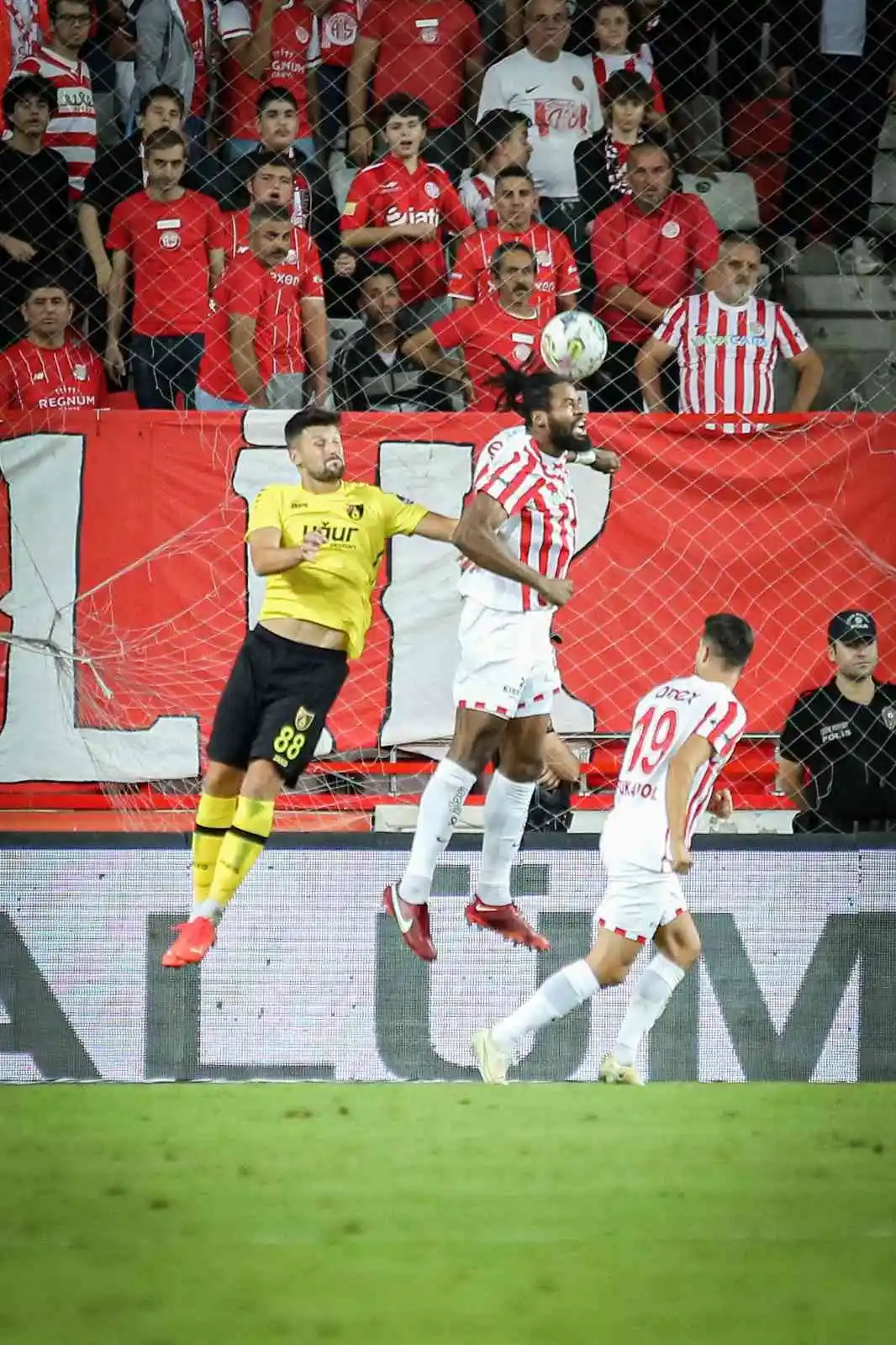 Spor Toto Süper Lig: FTA Antalyaspor: 2 - İstanbulspor: 1 (Maç sonucu)