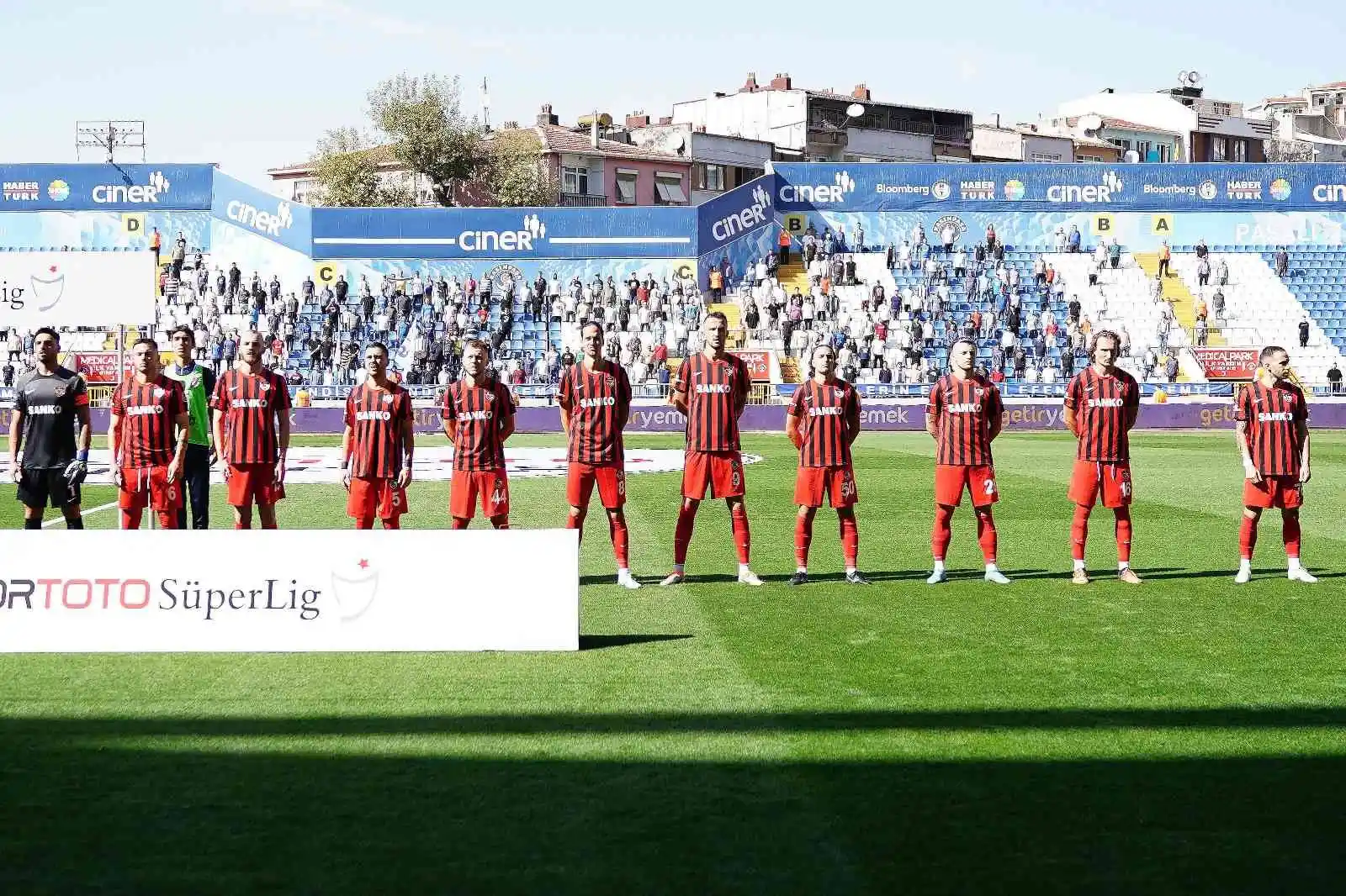Spor Toto Süper Lig: Kasımpaşa: 0 - Gaziantep FK: 0 (Maç devam ediyor)
