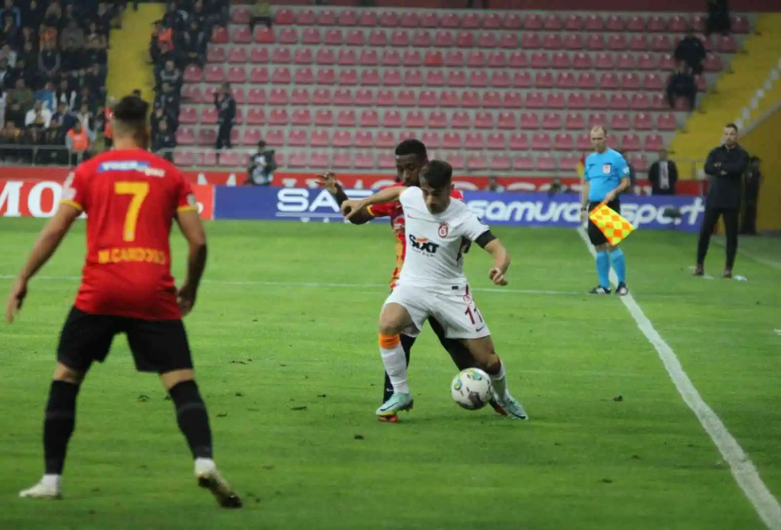 Spor Toto Süper Lig: Kayserispor: 0 - Galatasaray: 0 (Maç devam ediyor)