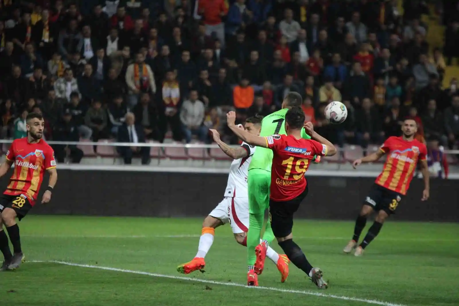 Spor Toto Süper Lig: Kayserispor: 0 - Galatasaray: 0 (Maç devam ediyor)