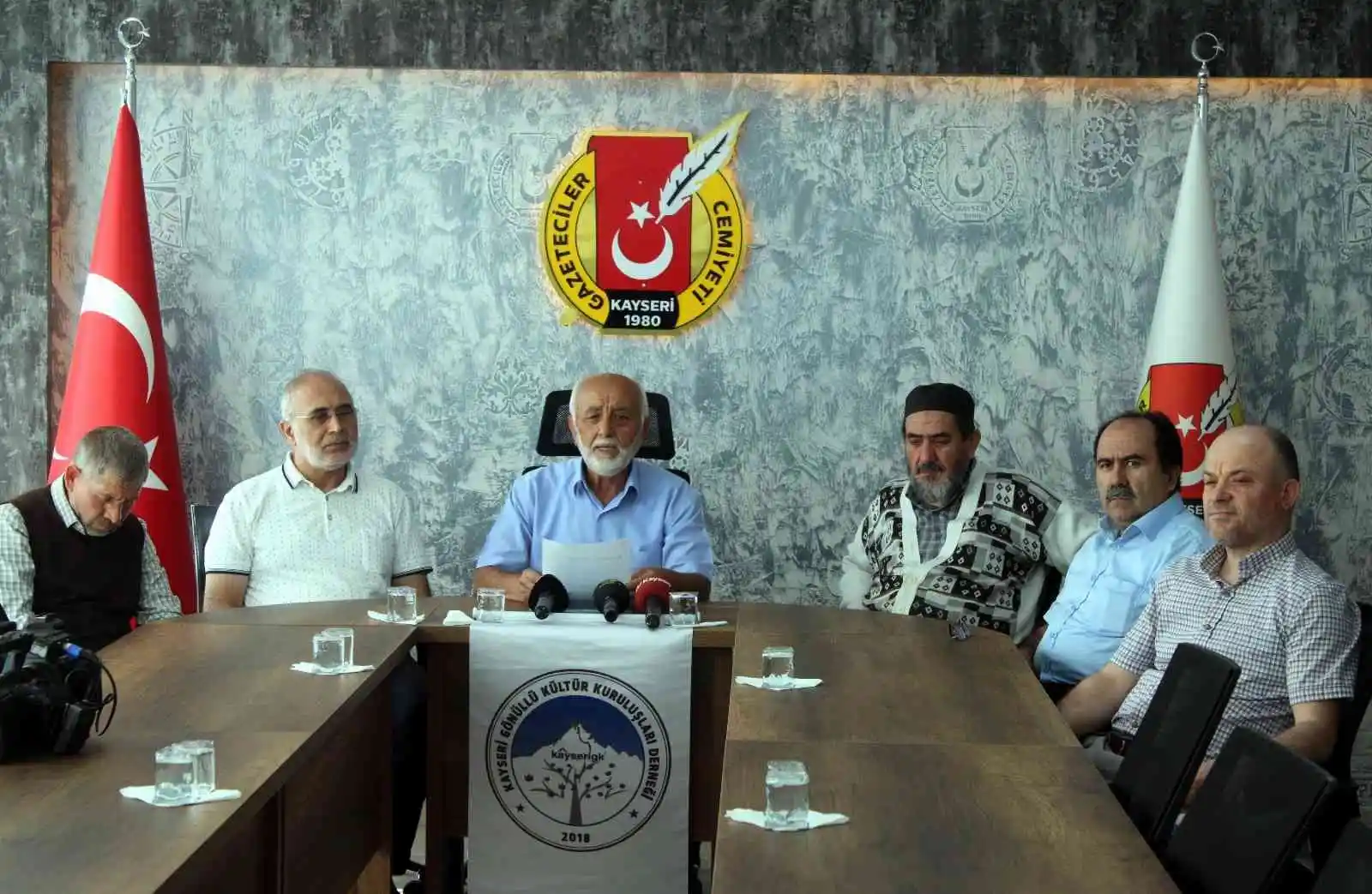 Taş: 