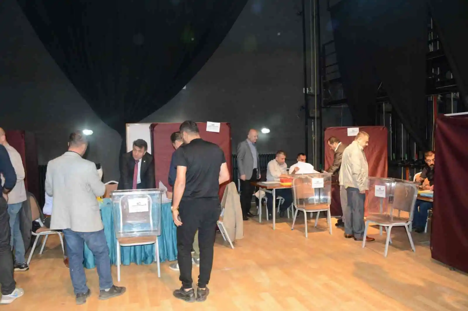 TATSO’da Bilal Adabağ güven tazeledi