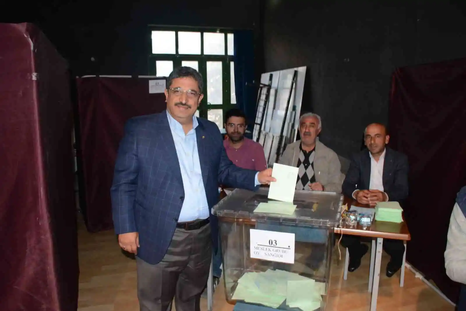 TATSO’da Bilal Adabağ güven tazeledi