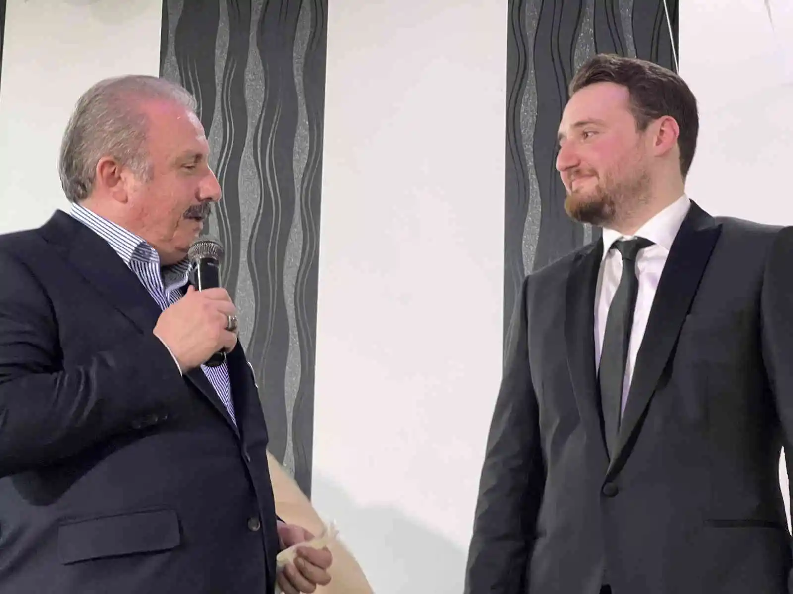 TBMM Başkanı Mustafa Şentop, Almanya’da düğüne katıldı