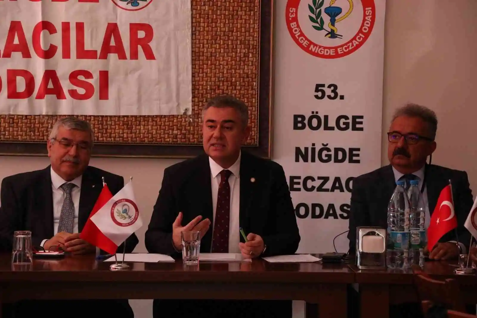 TEB Başkanı Üney: "Eczacılarımızı Ankara'daki Büyük Eczacı Mitingi'ne davet ediyoruz"