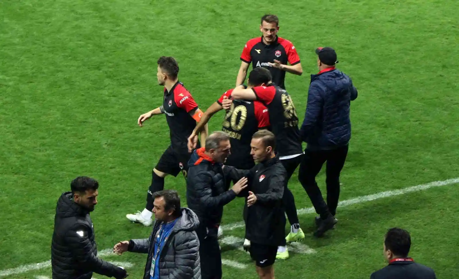 TFF 2. Lig: 24Erzincanspor: 2 - Bursaspor: 0