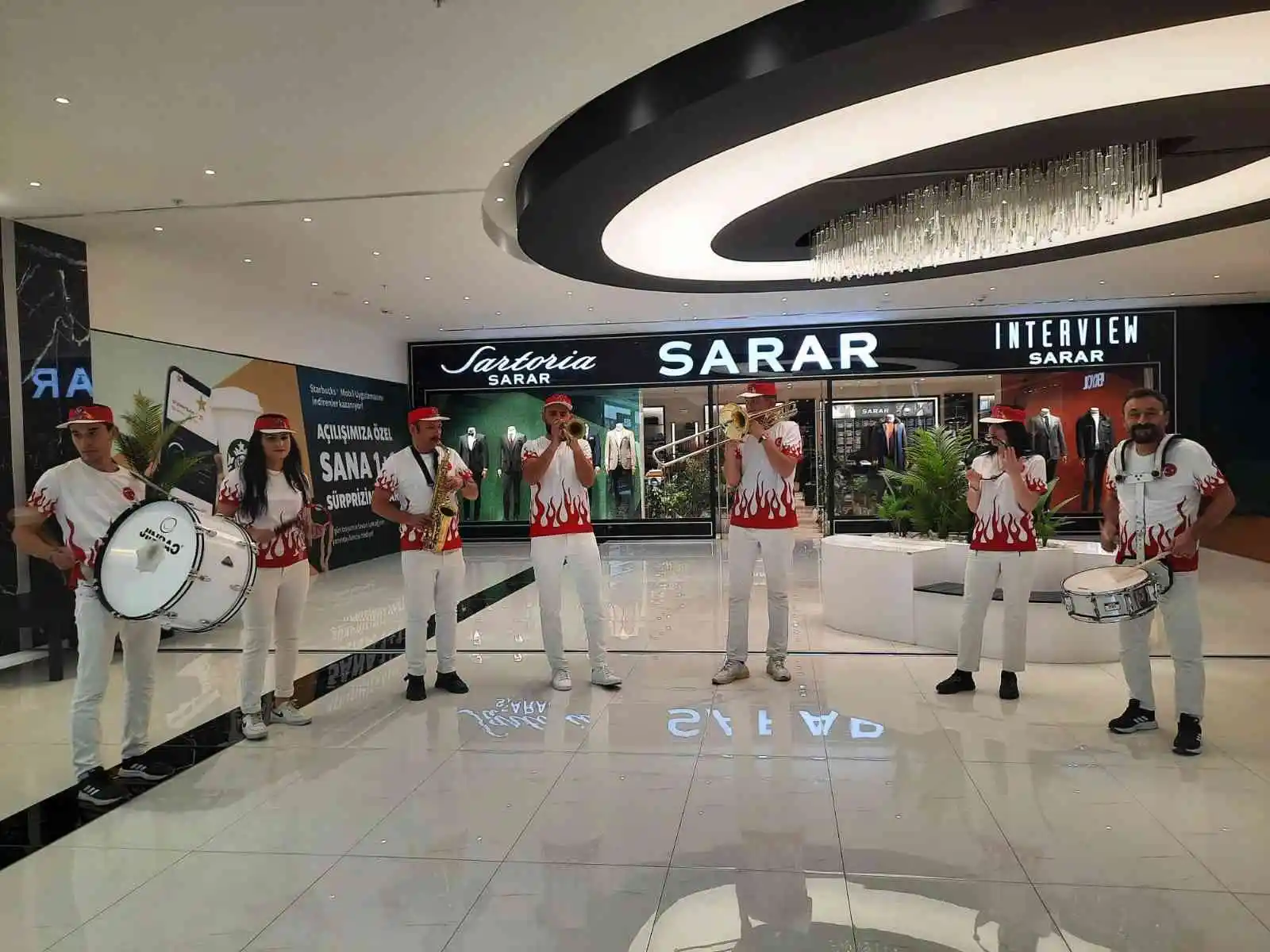 Tuna Life Center'da Cumhuriyet Bayramı coşkuyla kutlandı