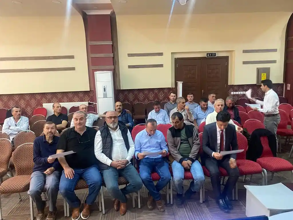 Türkiye gazetesi dağıtıcıları buluştu