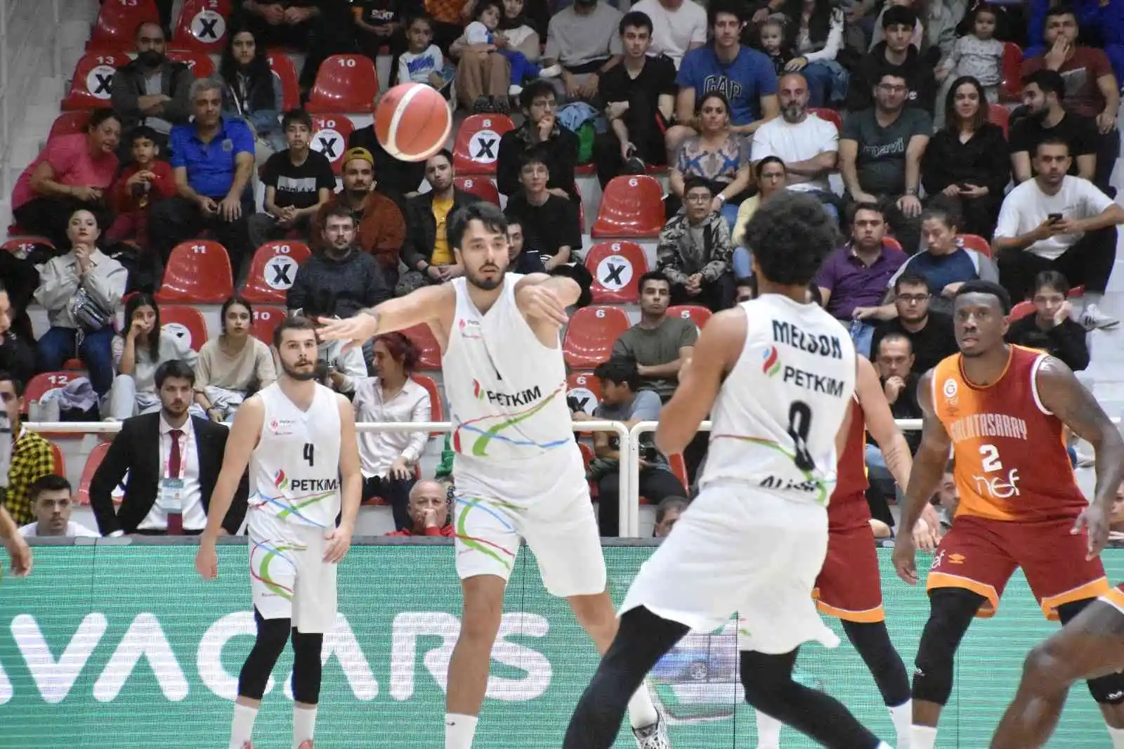 Türkiye Sigorta Basketbol Süper Ligi: Aliağa Petkimspor: 66 - Galatasaray Nef: 84