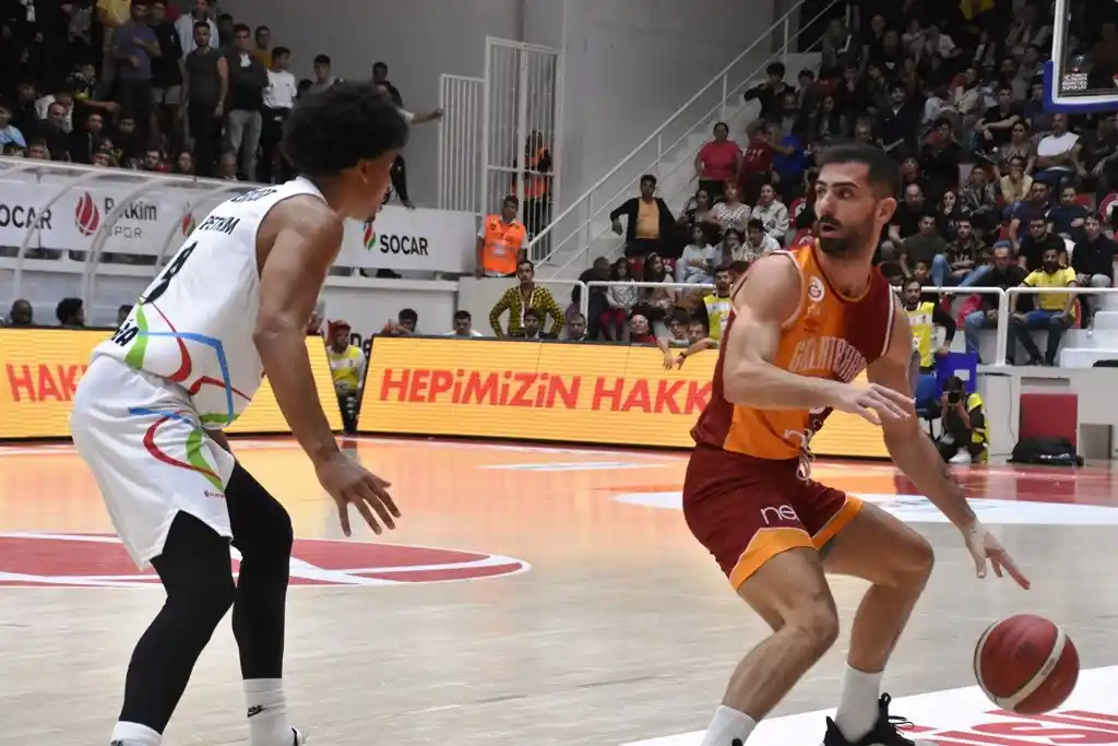 Türkiye Sigorta Basketbol Süper Ligi: Aliağa Petkimspor: 66 - Galatasaray Nef: 84