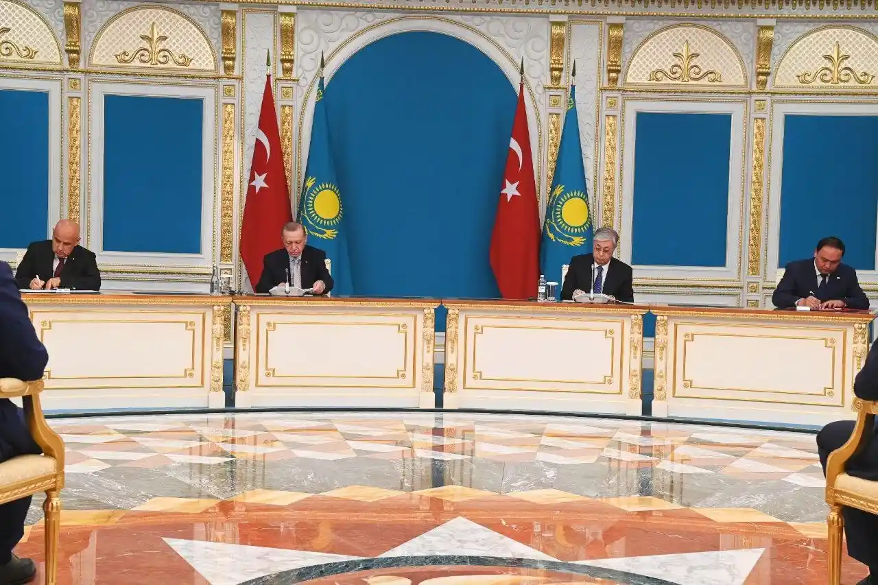 Türkiye ve Kazakistan arasında Veterinerlik Hizmeti ve Gıda Güvenliği Politikası Alanında İş Birliği Anlaşması