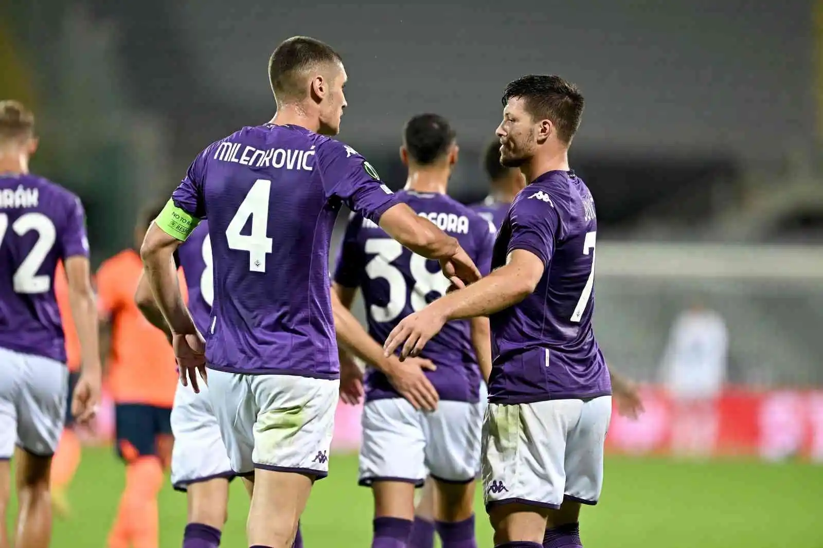 UEFA Avrupa Konferans Ligi: Fiorentina: 2 - Başakşehir: 1 (Maç sonucu)