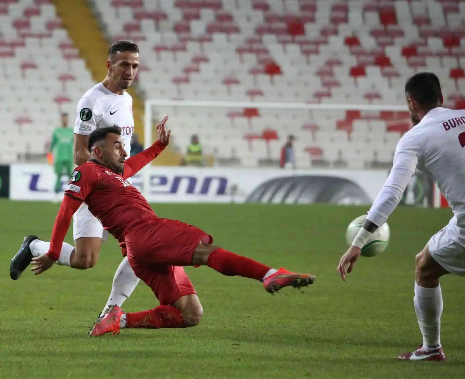 UEFA Avrupa Konferans Ligi: Sivasspor: 3 - CFR Cluj: 0 (Maç sonucu)
