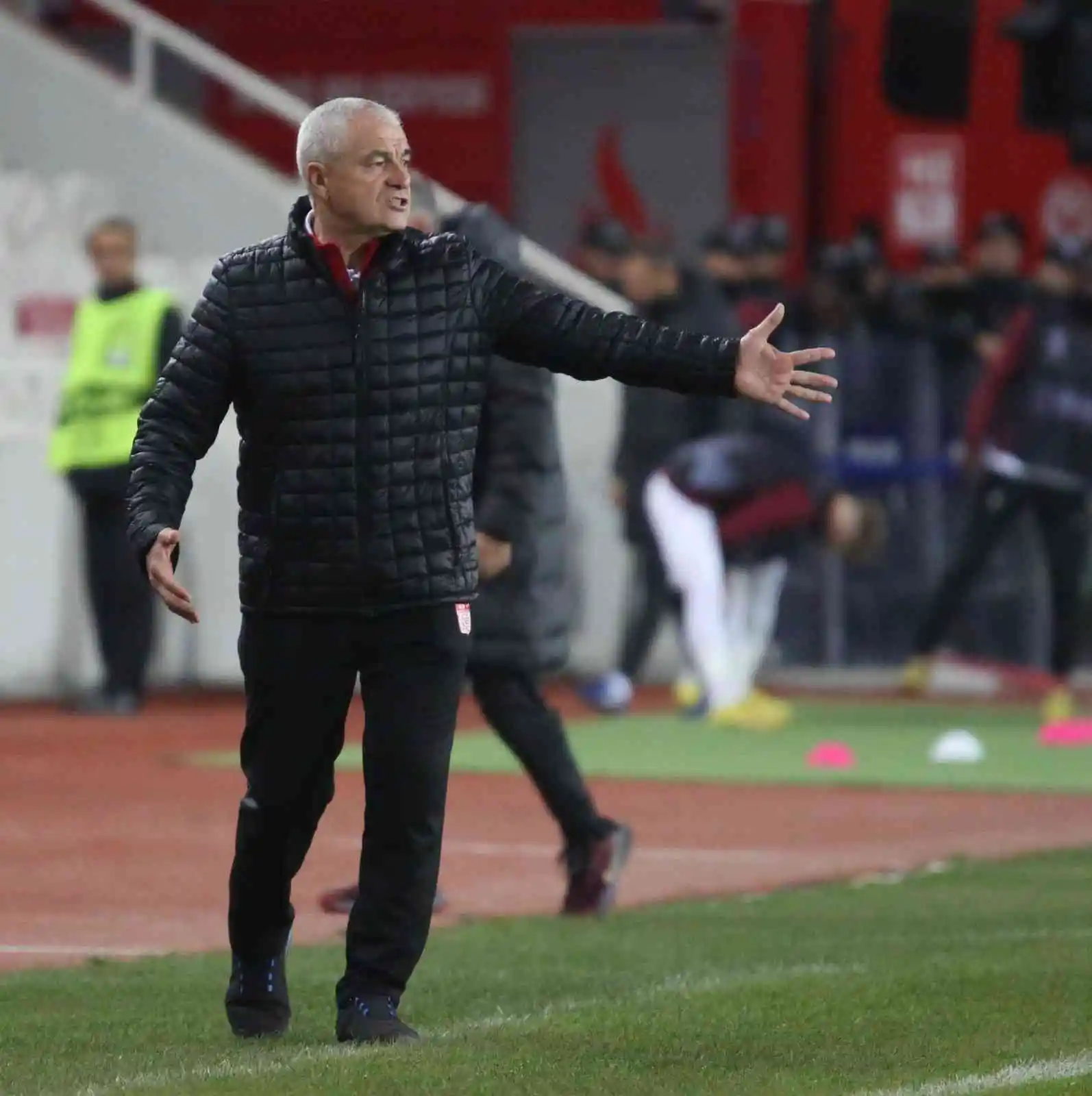 UEFA Avrupa Konferans Ligi: Sivasspor: 3 - CFR Cluj: 0 (Maç sonucu)
