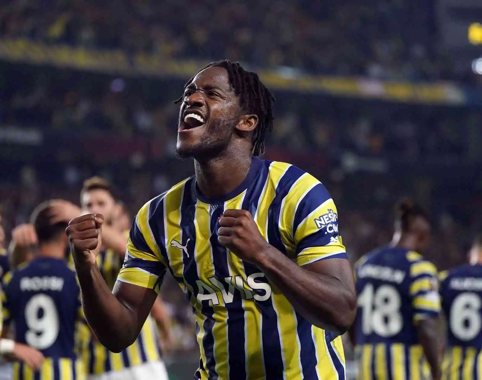 UEFA Avrupa Ligi: Fenerbahçe: 1 - AEK Larnaca: 0 (İlk yarı)