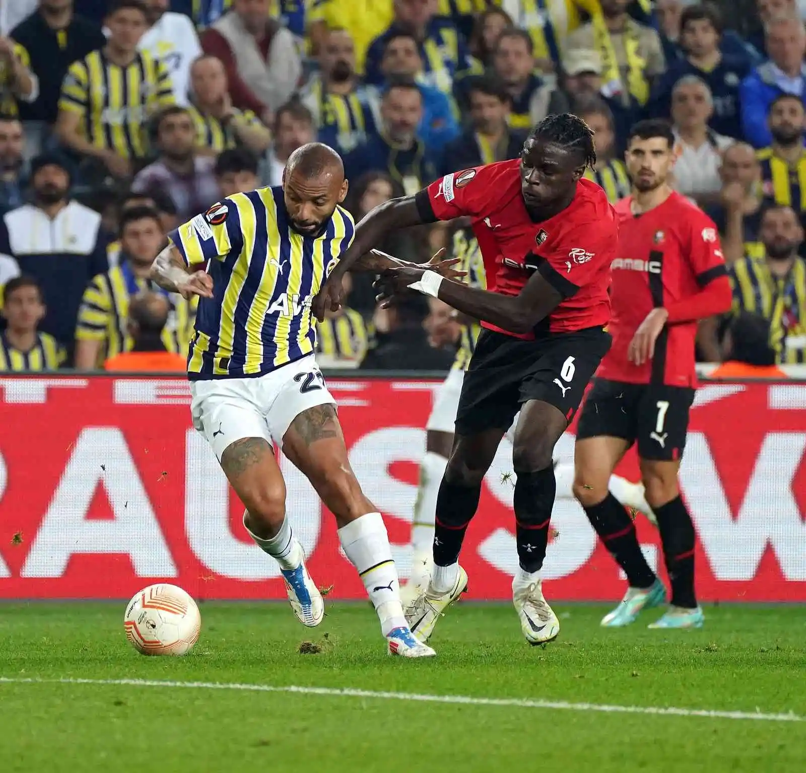 UEFA Avrupa Ligi: Fenerbahçe: 3 - Rennes: 3 (Maç sonucu)