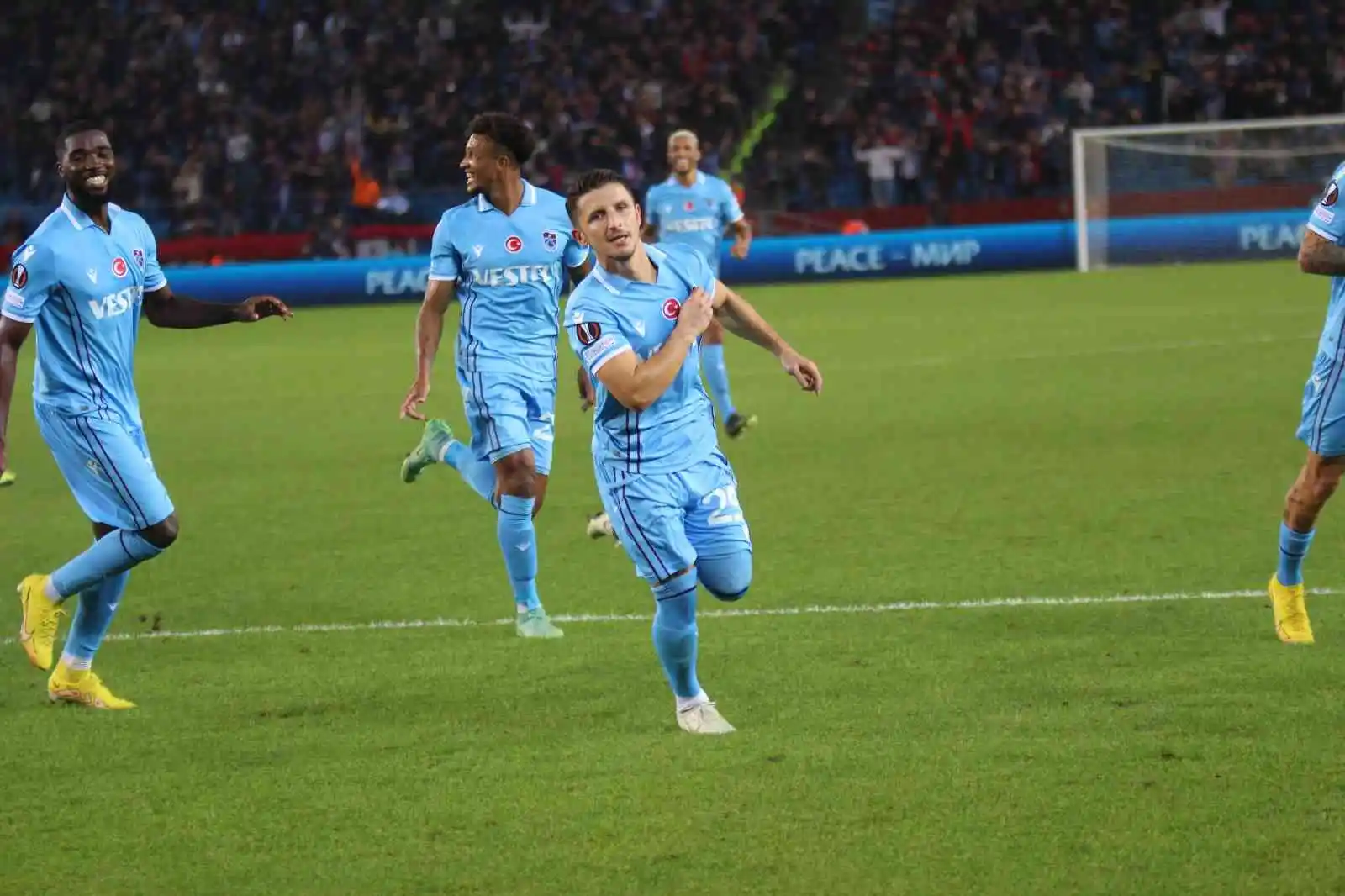 UEFA Avrupa Ligi: Trabzonspor: 4 - Monaco: 0 (Maç sonucu)
